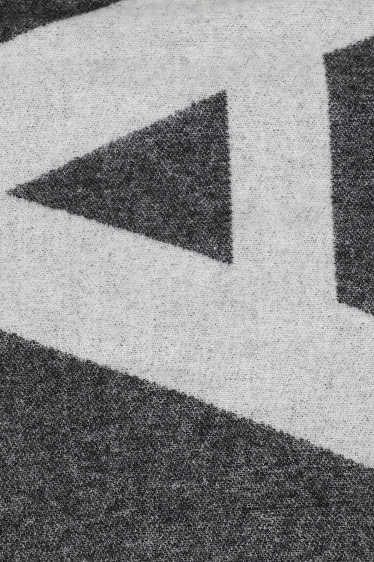 A.P.C. Geometric Design Wool Scarf With Logo And Fringed Edges