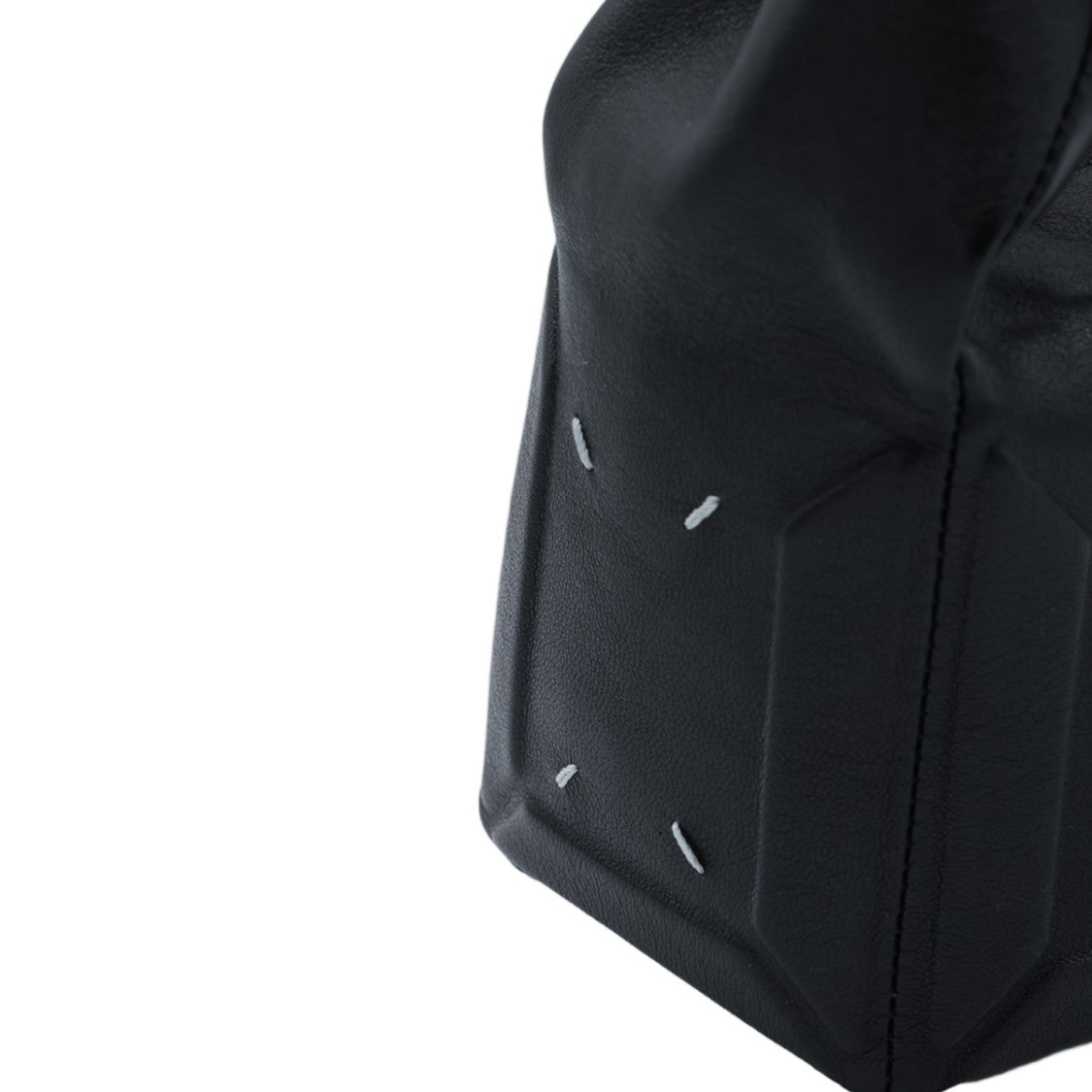 Maison Margiela Rectangular Handbag With Padded Handle And Zip Closure