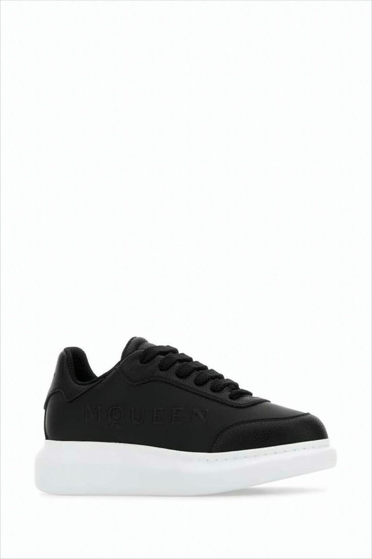 Alexander Mcqueen Low-Top Black Leather Sneakers With Contrasting White Sole