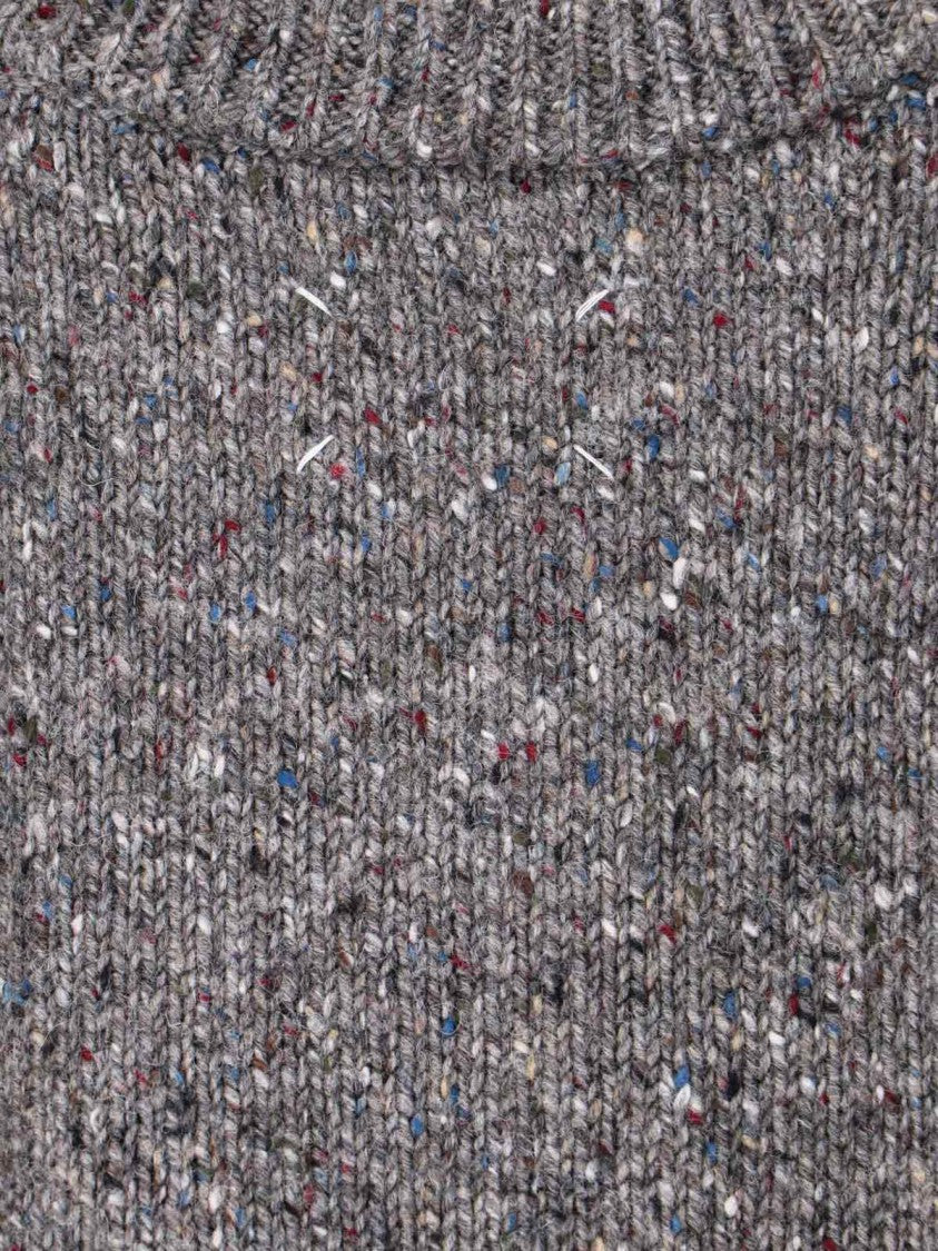 Maison Margiela Textured Knit V-Neck Sweater In Shades Of Grey