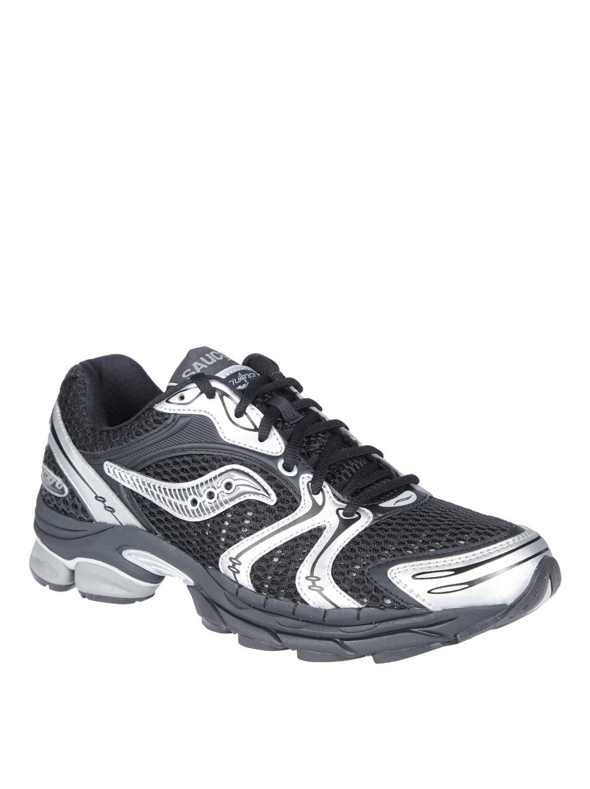 Saucony Triumph 4 Performance-Driven Athletic Sneakers