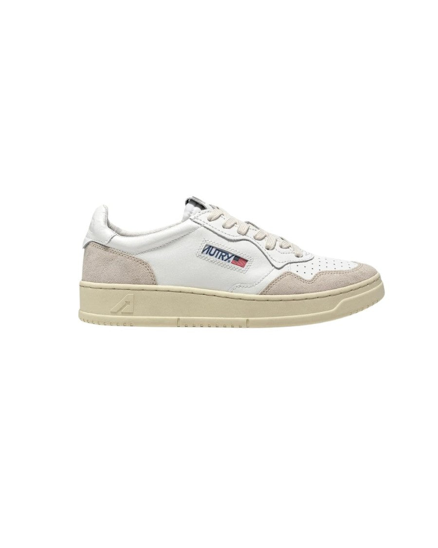 Autry Medalist Low Sneakers In White Leather