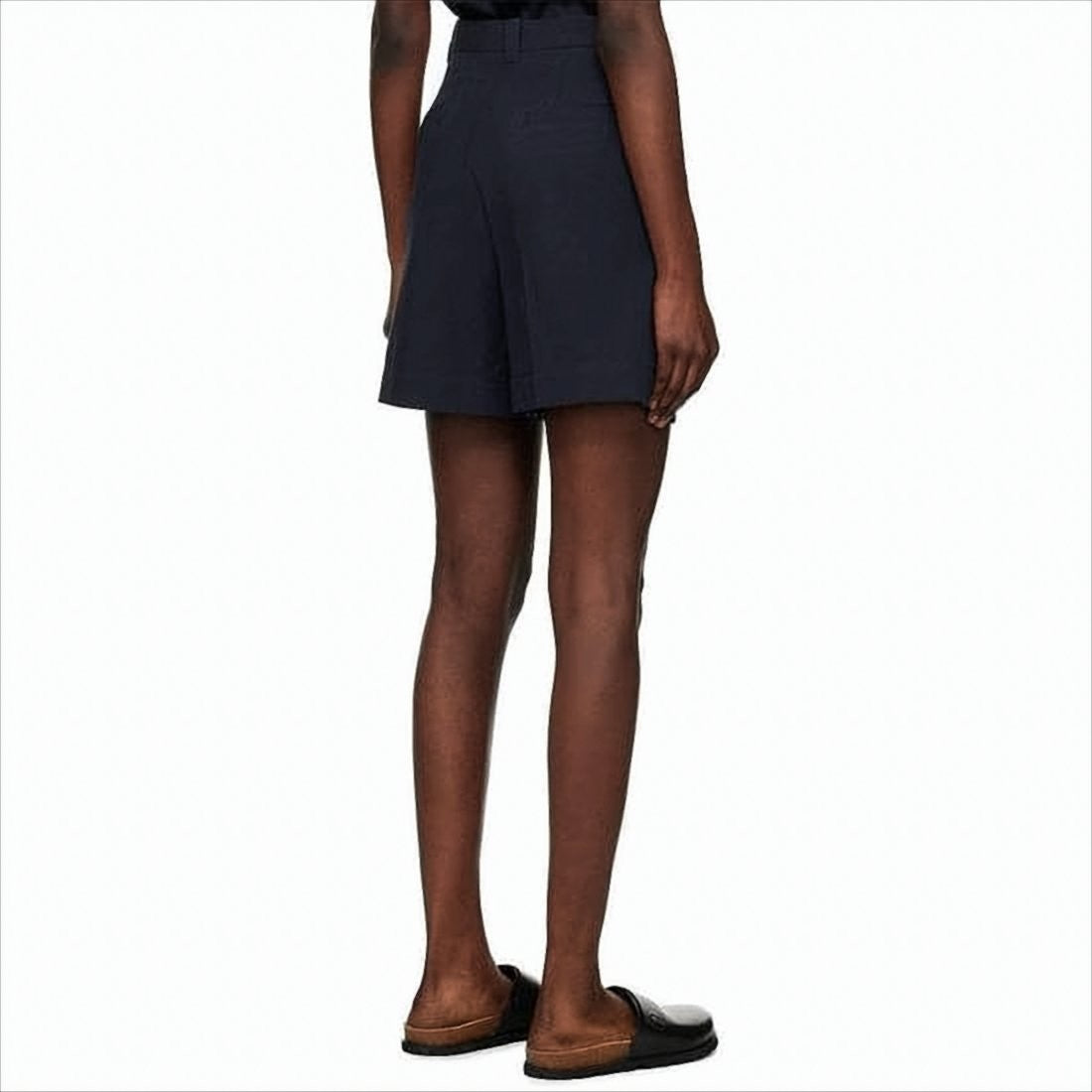 A.P.C. Tailored Shorts With Pleated Front