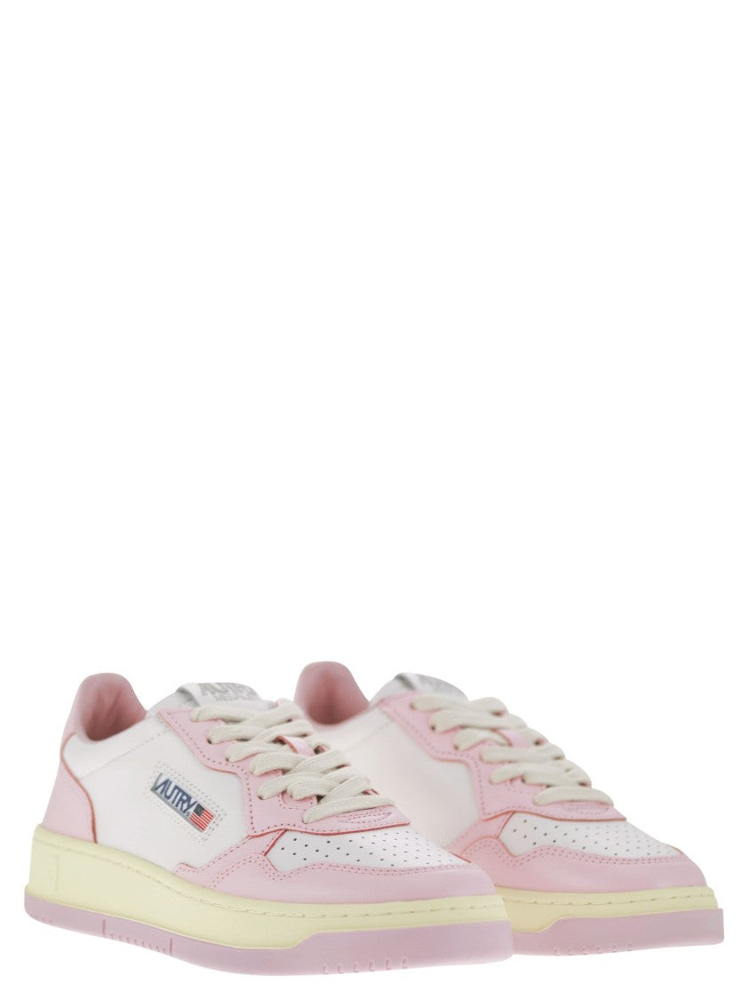 Autry Medalist Low - Two-Tone Leather Sneakers