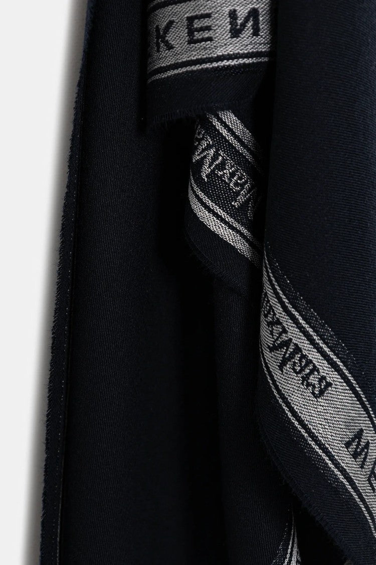 Max Mara Rectangular Black Scarf With Woven Branded Detail