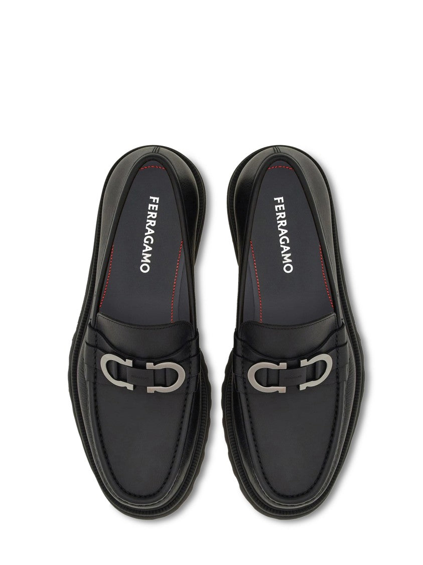 Ferragamo Black Leather Flat Shoes With Decorative Buckle