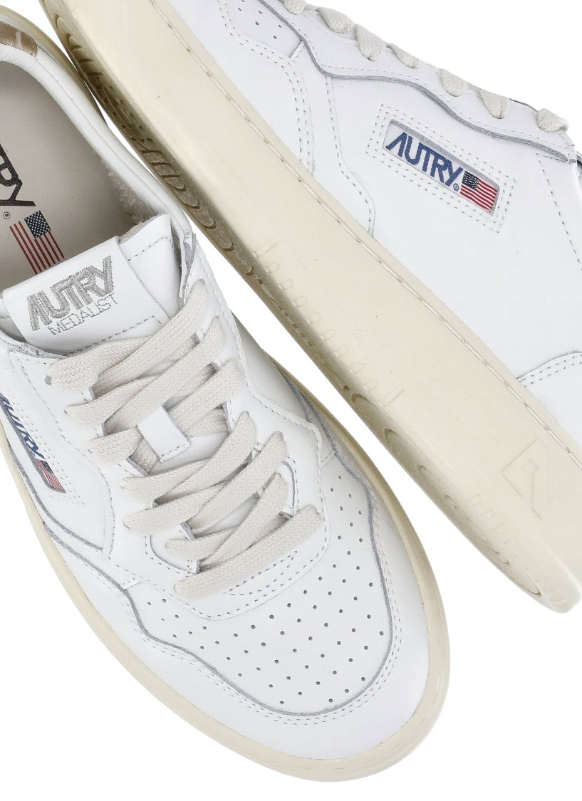Autry Medalist Low Sneakers
