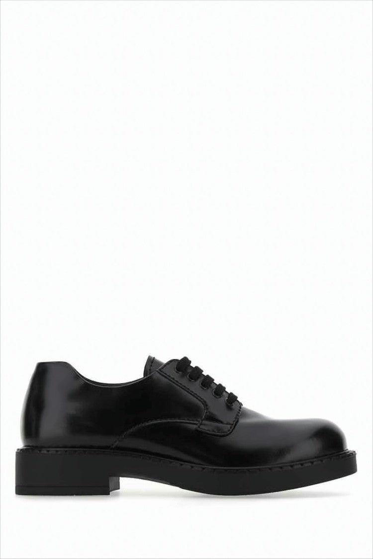 Prada Polished Leather Lace-Up Dress Shoes With Rounded Toe