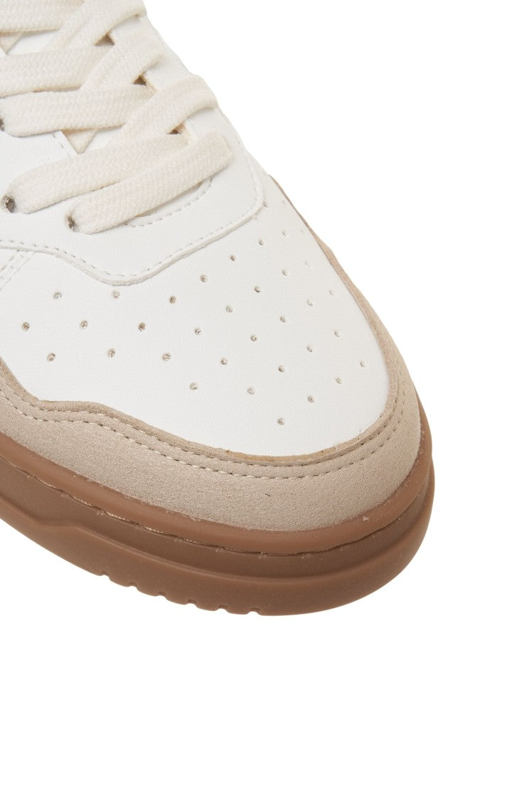 Zeta Beta B2 Sneakers With Rugged Sole