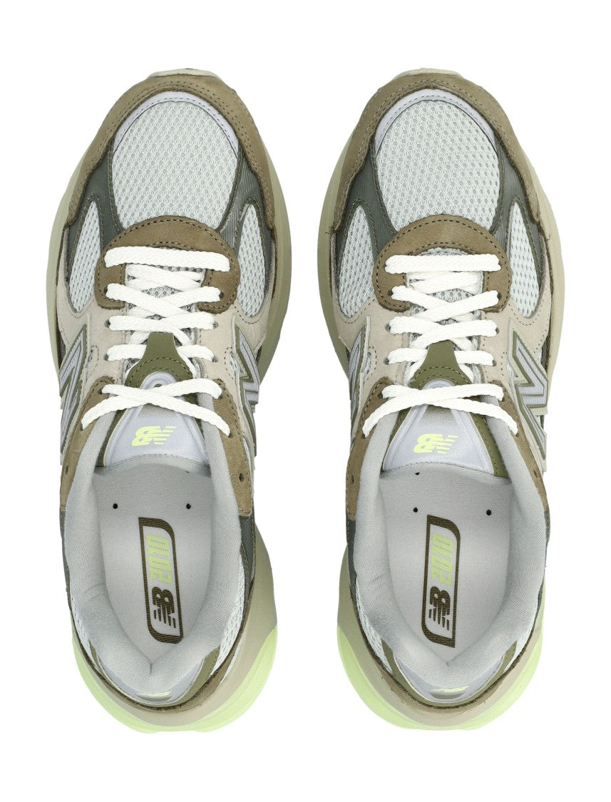New Balance Diamond Pattern Mesh Sneakers