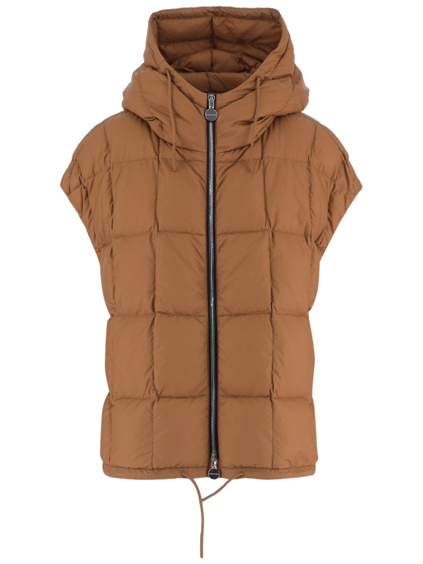 Ienki Ienki Oversized Quilted Down Jacket With Front Zip Closure