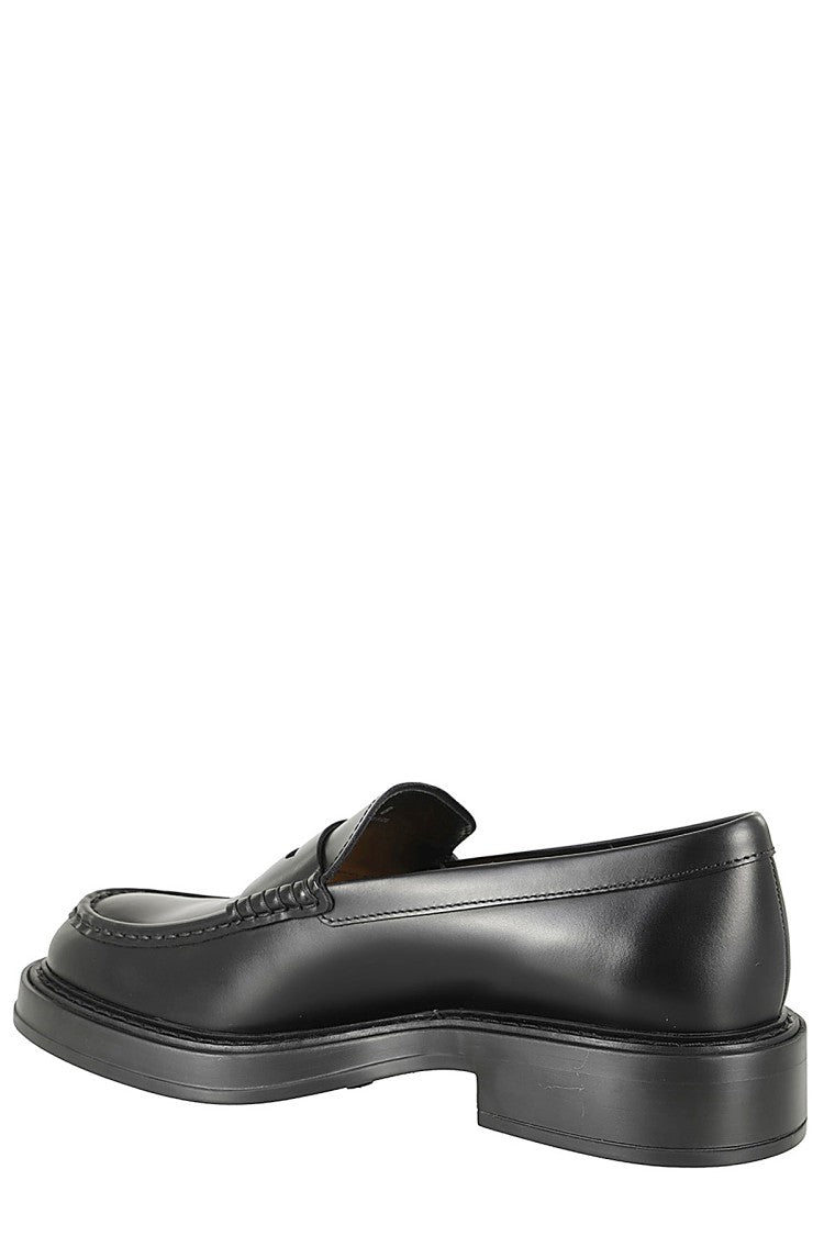 Tod's Round Toe Moccasins