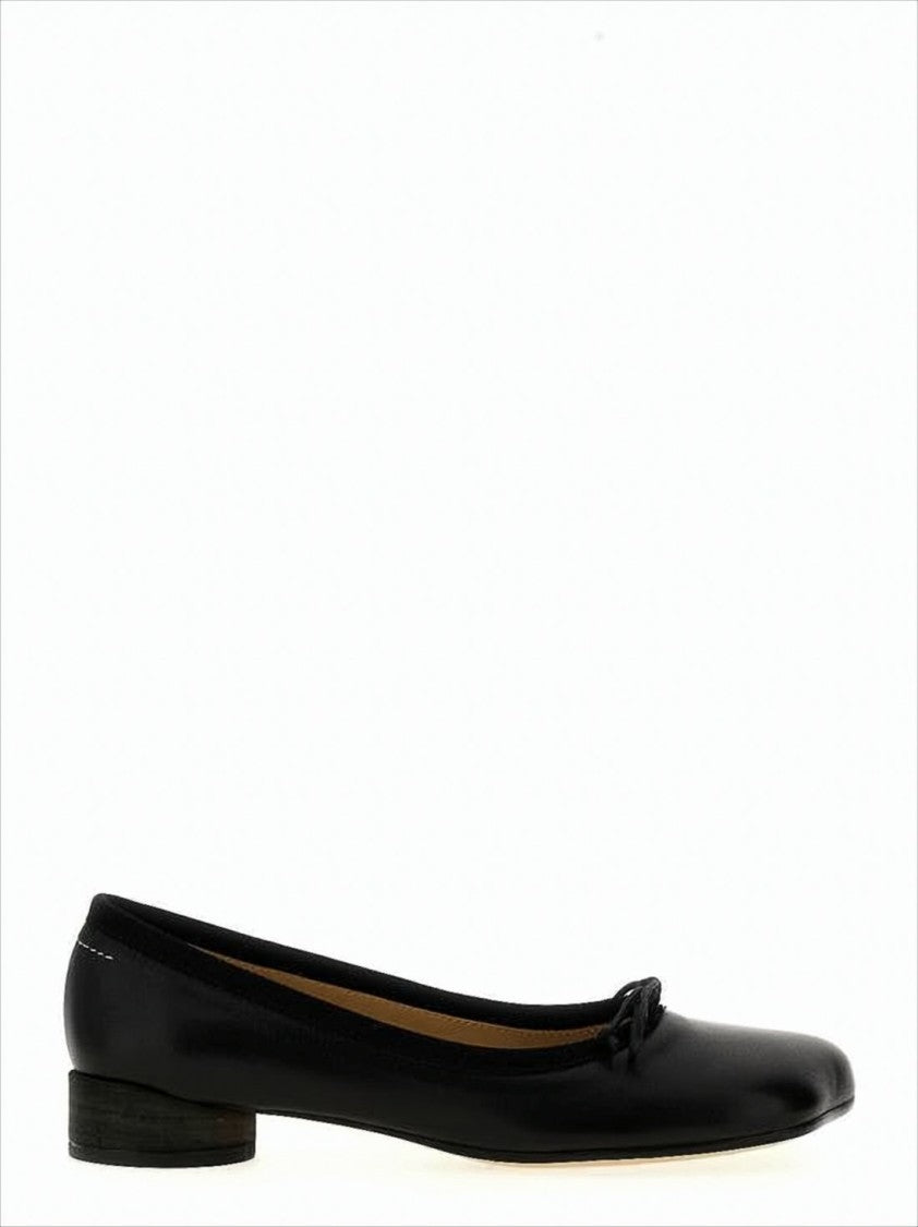 Mm6 By Maison Margiela Flat Black Leather Shoes With Rounded Toe