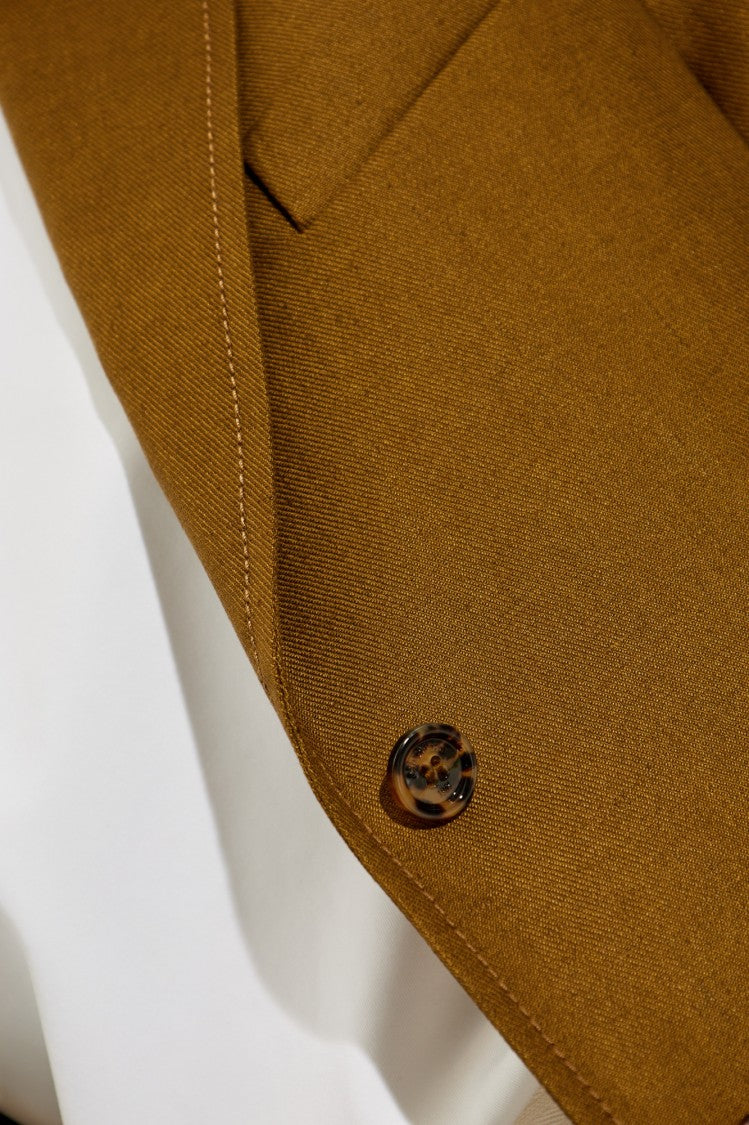 Max Mara Brown Linen Blazer With Double-Breasted Closure