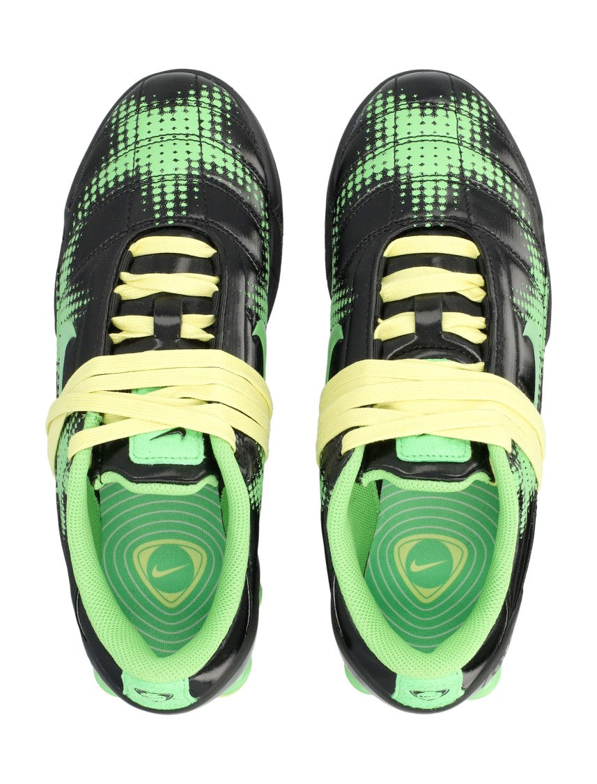 Nike Nike Total90 Shox Magia Sneakers With Glossy Finish And Forefoot Strap