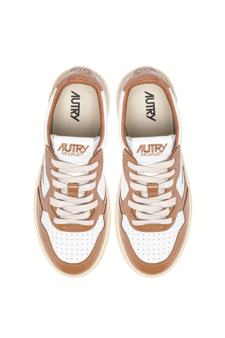 Autry Women’S Bimaterial Leather And Patent Sneakers