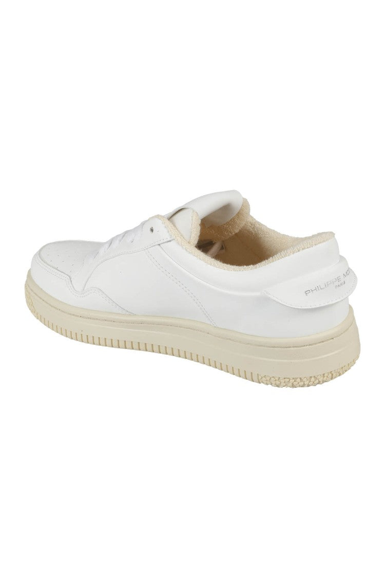 Philippe Model White Lyon Low Sneakers In Recycled Leather
