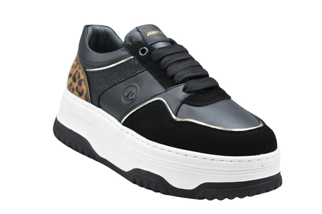 Janet & Janet Leopard Accent Platform Sneakers With Bold Design