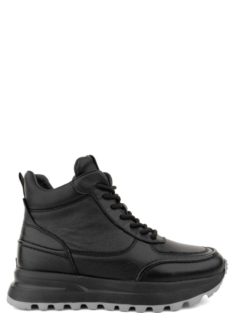 Linda Baumann Black Sleek Leather Lace-Up Ankle Boots