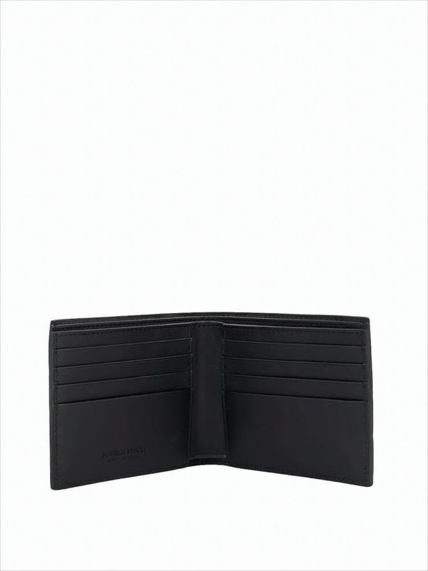 Bottega Veneta Bifol Wallet With Distinctive Woven Pattern And Matte Finish