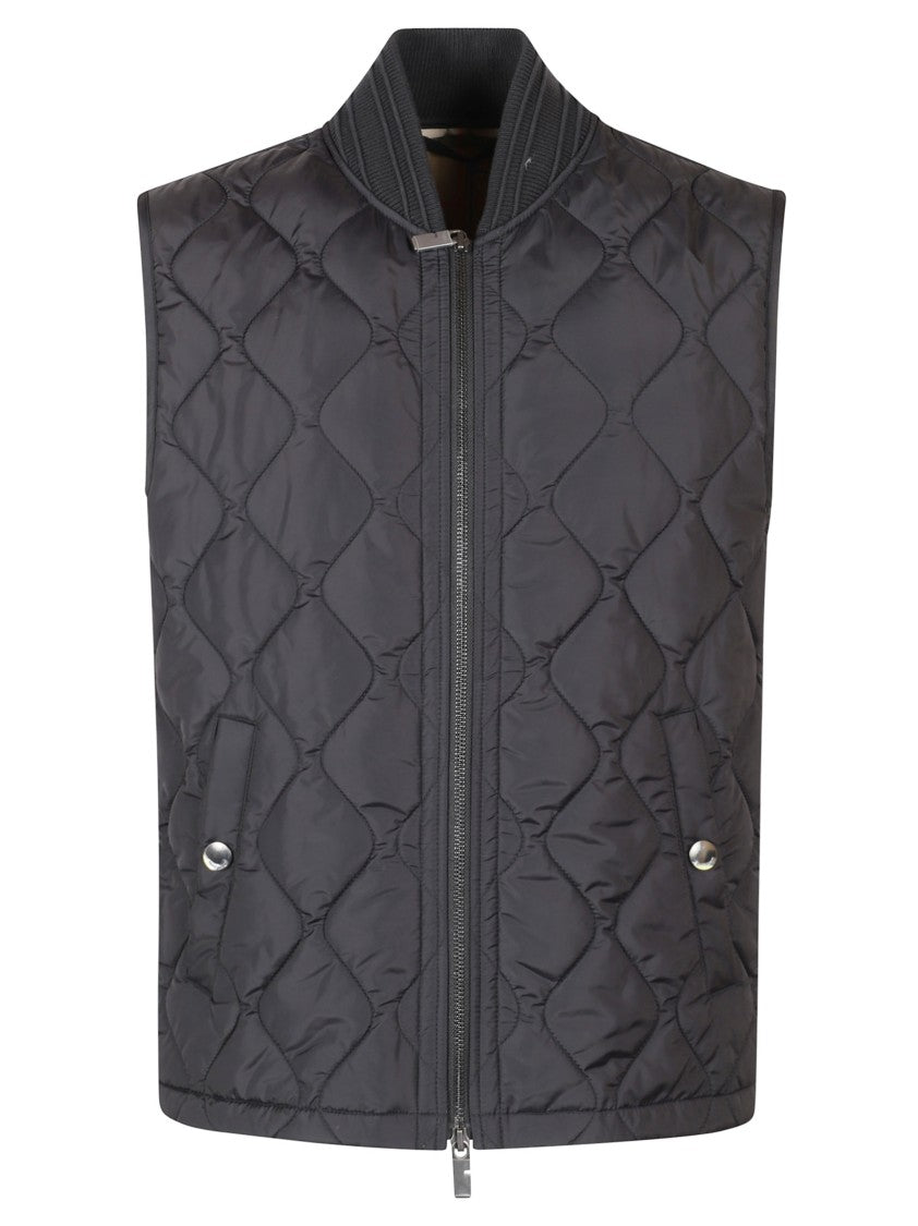 Burberry Tailored Sleeveless Quilted Coat With High Collar