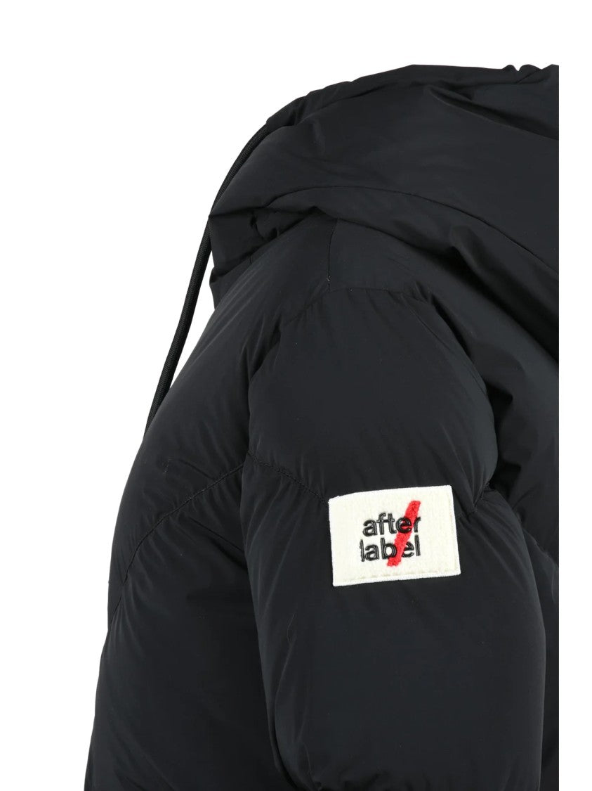After Label Padded Black Down Jacket With Adjustable Hood And Zippered Pockets