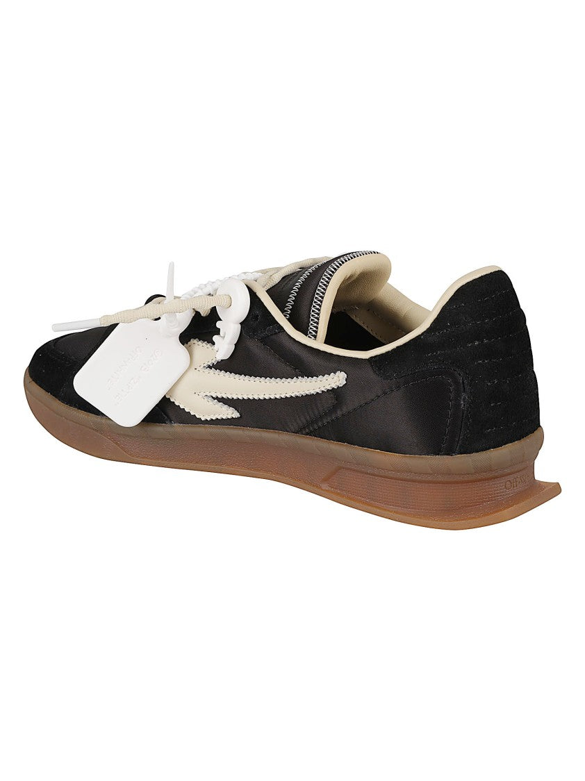 Off-White Low-Top Sneakers With Cream Arrow Detail And Gum Sole