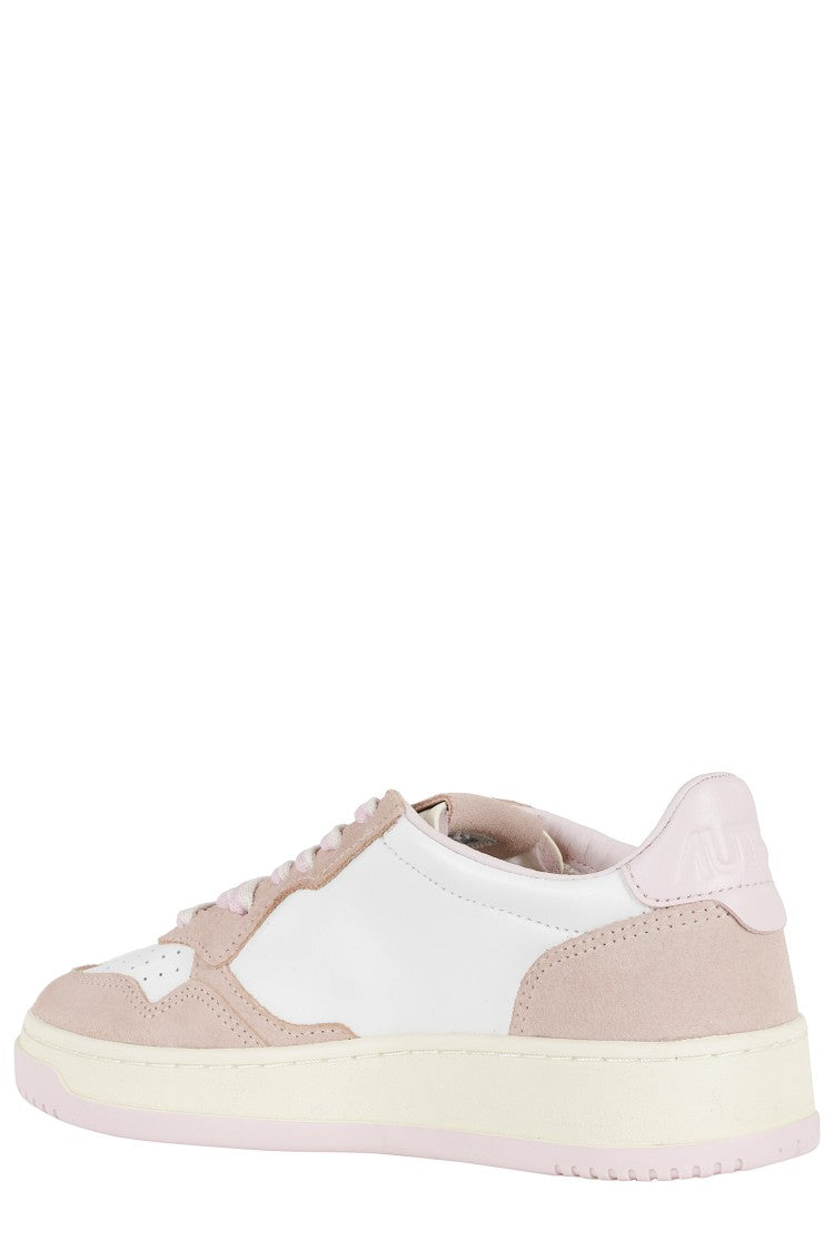 Autry Powder Pink Medalist Low Side-Logo Leather Sneakers