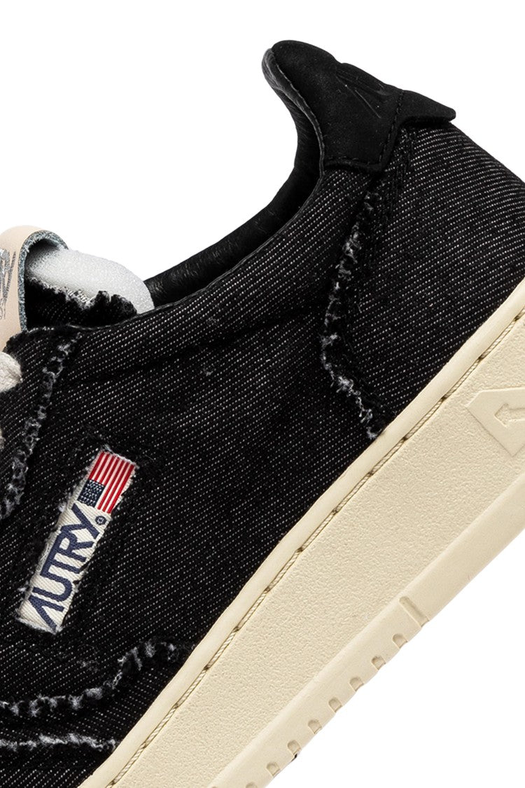 Autry Women’S Medalist Black Denim Sneakers