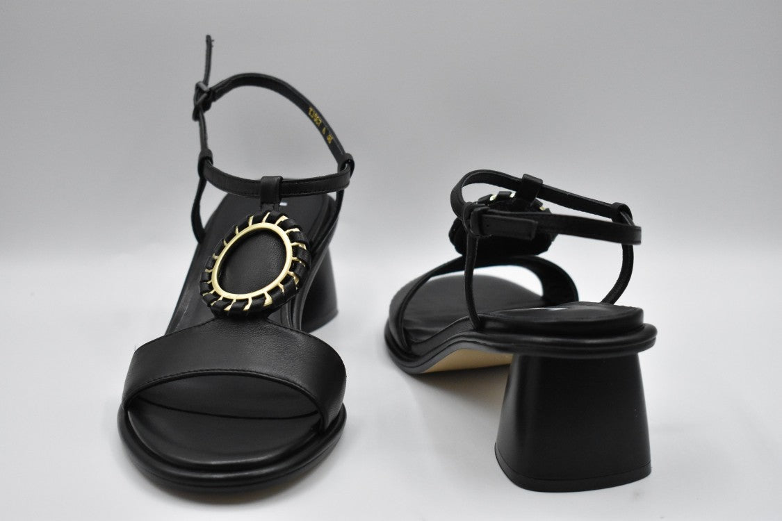 Jeannot Low-Heeled Black Sandals With Wide Strap And Decorative Embellishment
