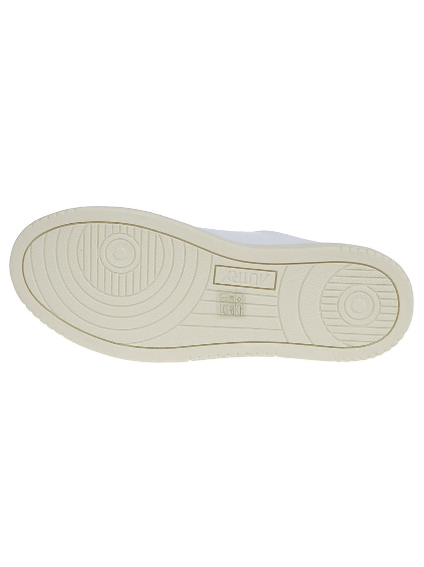 Autry Medalist Low White Leather Sneakers
