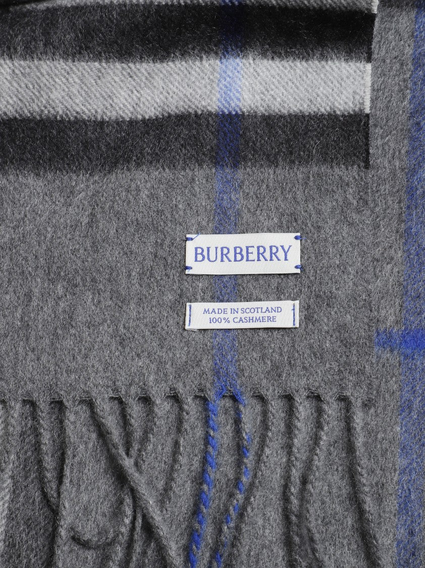 Burberry Classic Check Pattern Grey Burberry Scarf With Fringed Edges