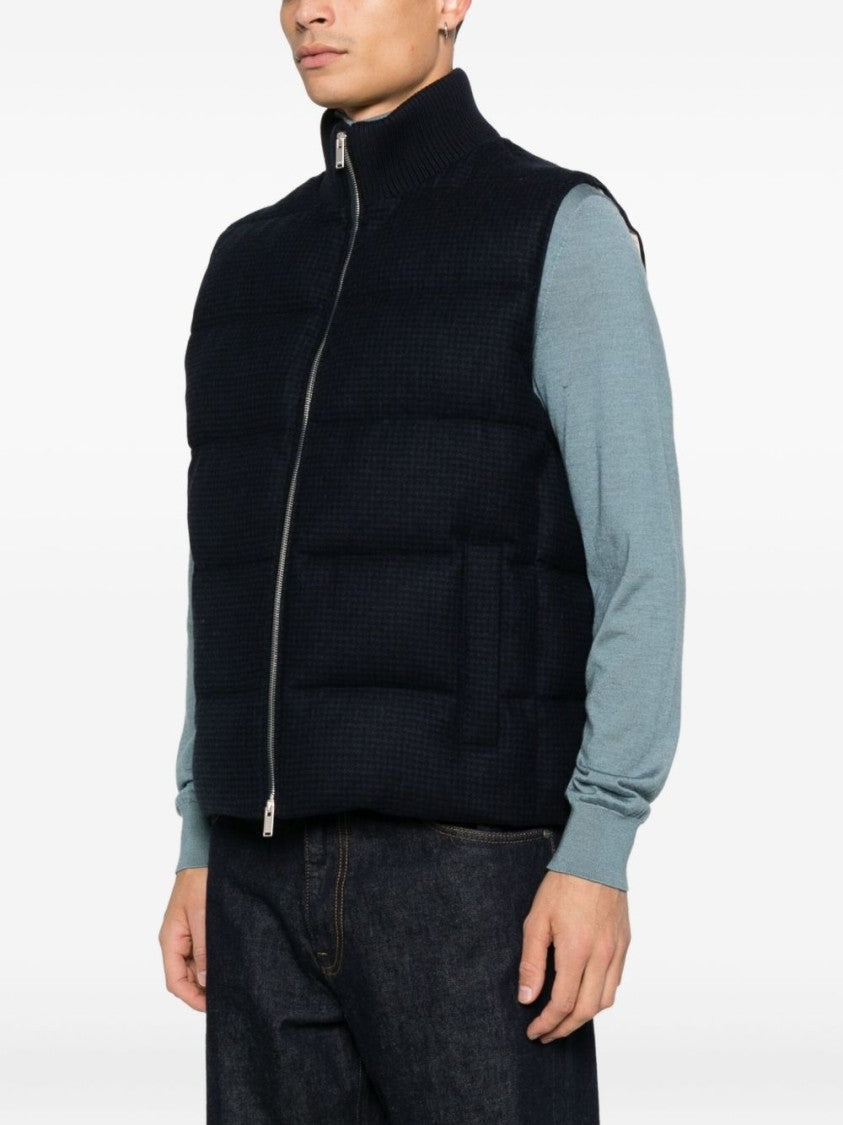 Lardini Tailored Men's Vest With Traditional Collar And Structured Silhouette