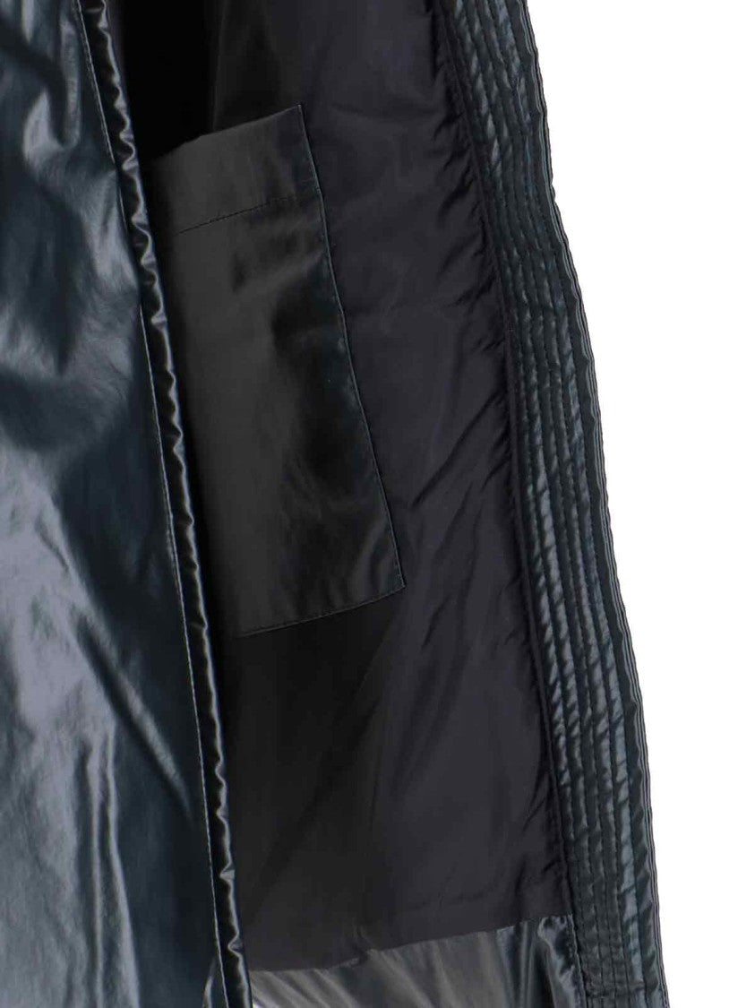 Berner Kuhl Structured Minimalist Jacket With Front Zipper Closure