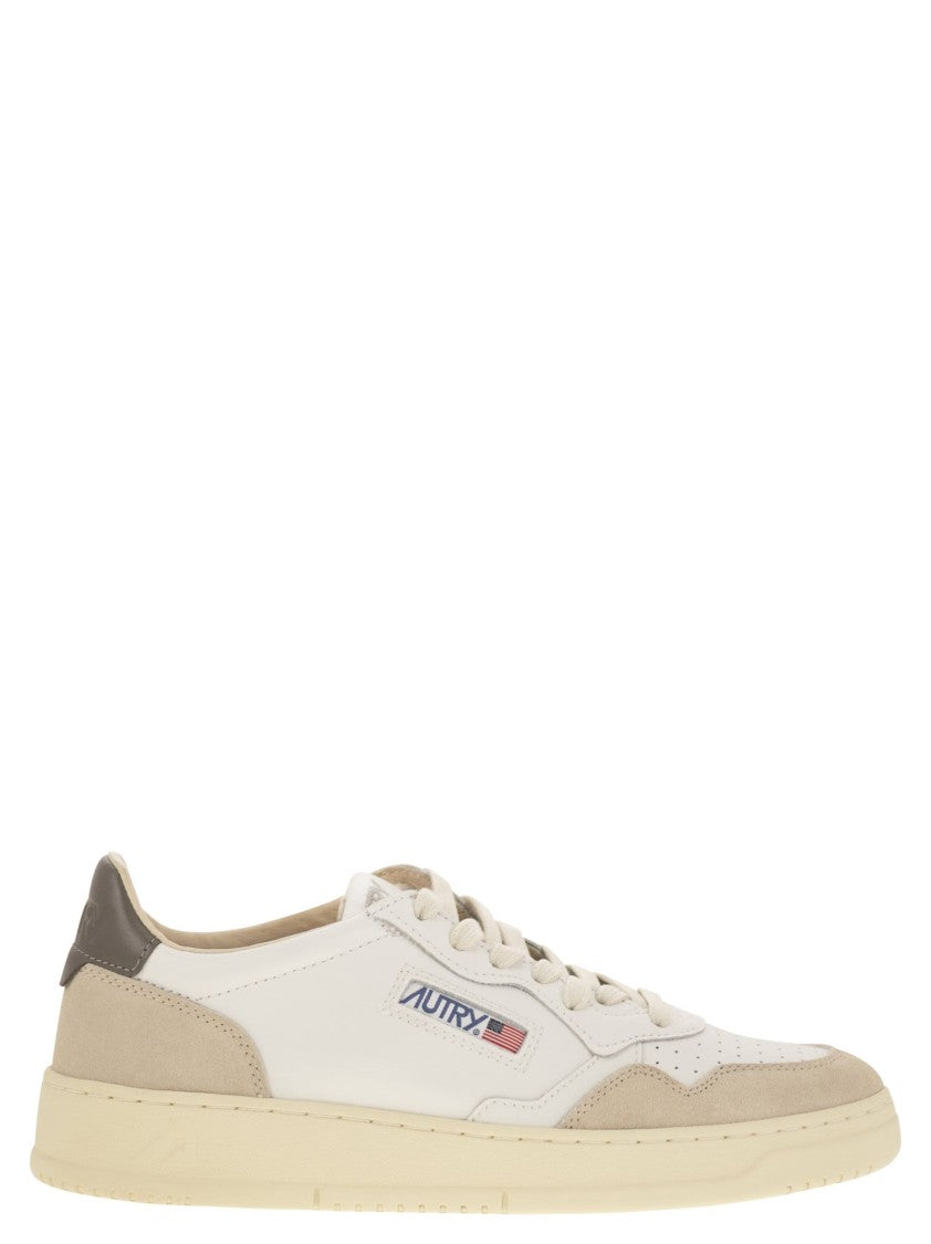 Autry Medalist Low - Leather And Suede Sneakers