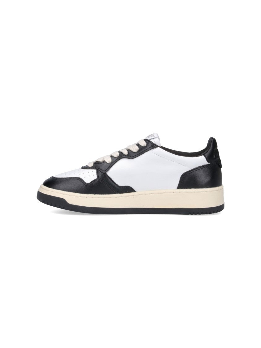 Autry White Medalist Low Leather Sneakers