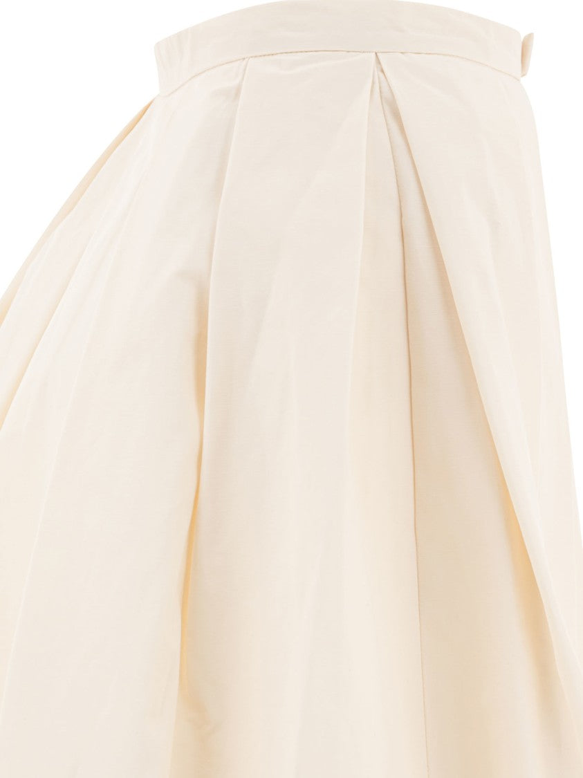 Sandbeige Pleated White Skirt With Comfortable Fit
