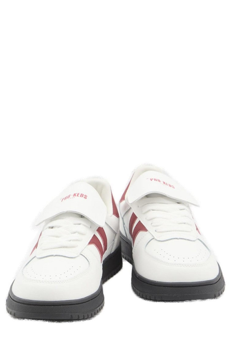 Pro Low-Top Minimalist Sneakers With Smooth Silhouette