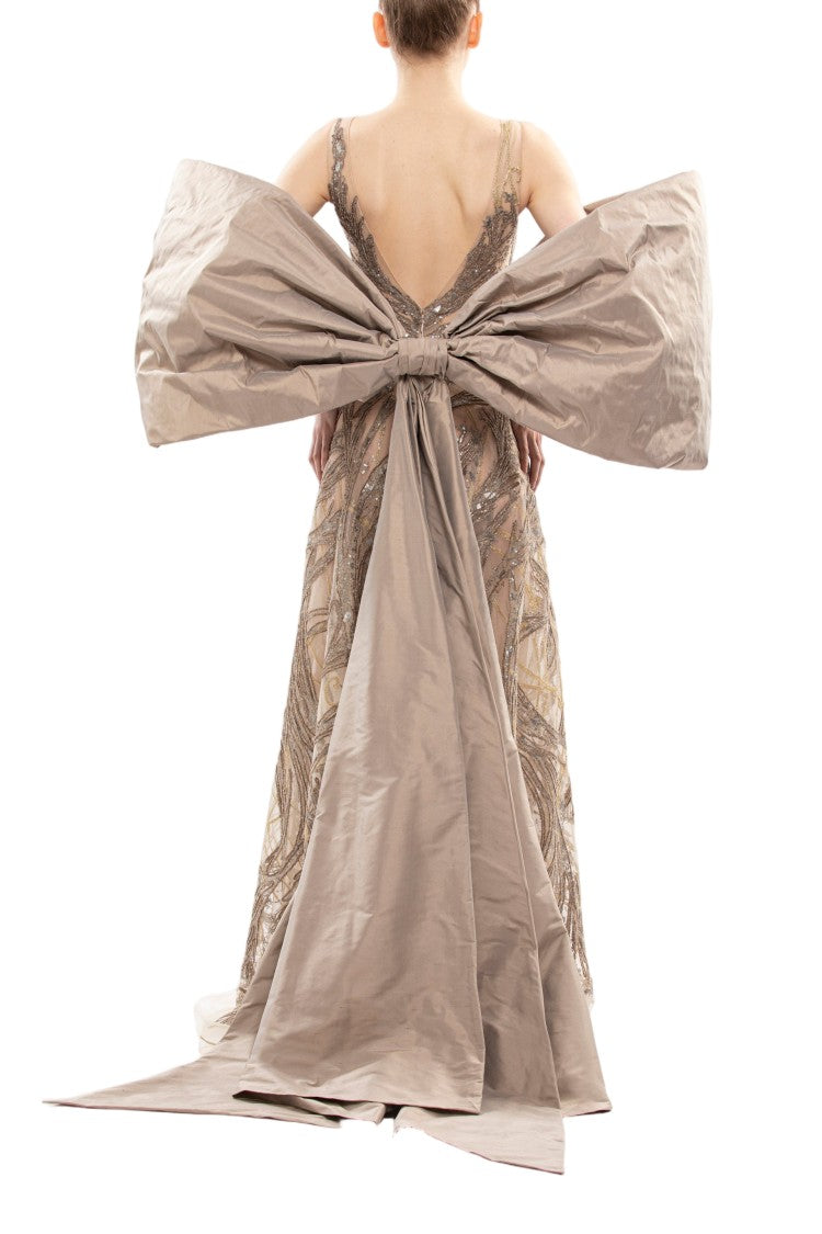 Saiid Kobeisy Bow Cape