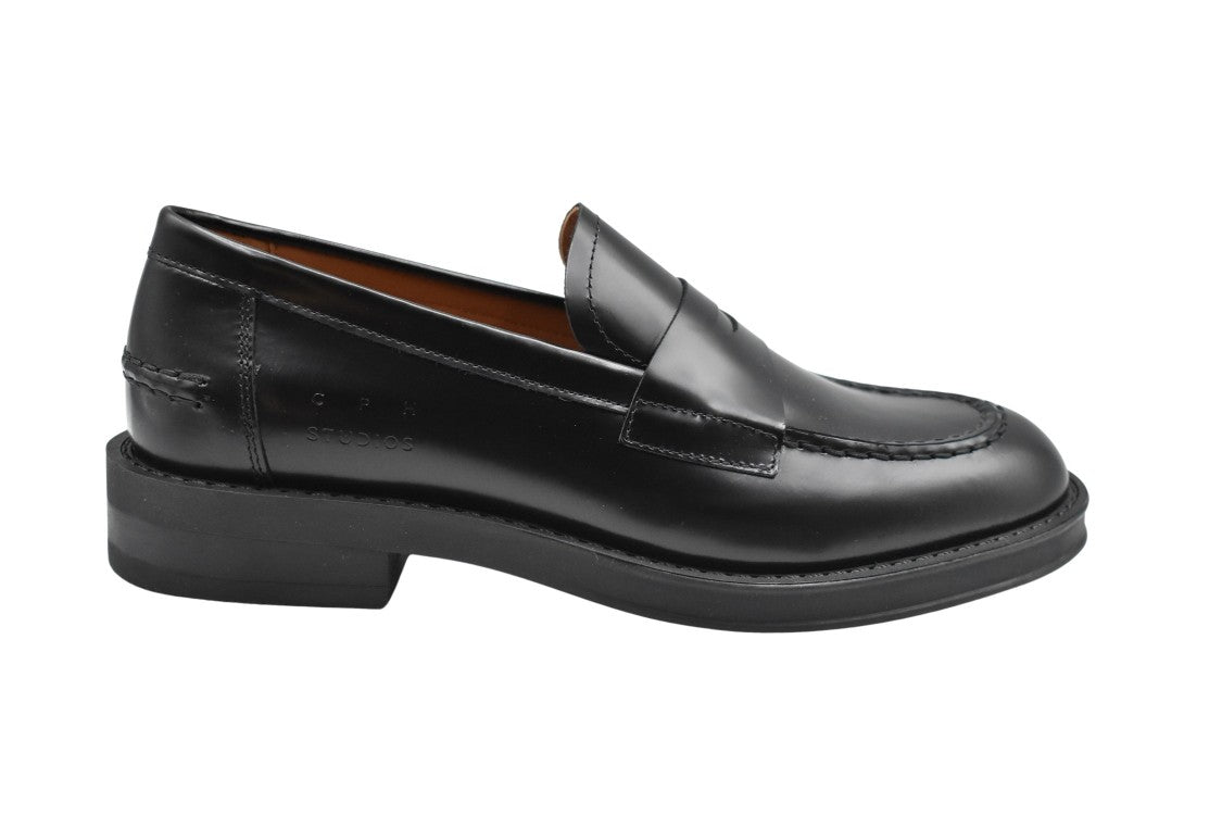Copenhagen Studios Low-Top Black Leather Loafers With Lacing