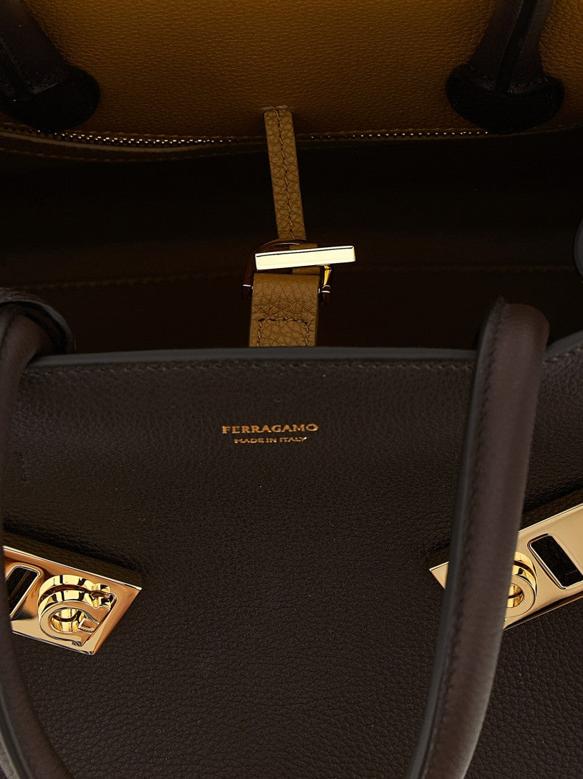 Ferragamo 'Hug (M)' Handbag