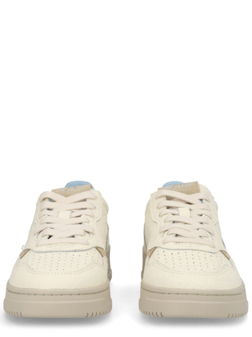 Autry Medalist Low Metallic Accents Sneakers