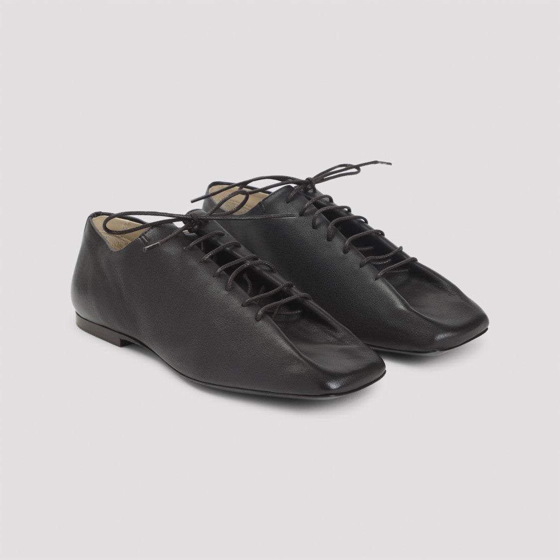 Lemaire Pointed Toe Lemaire Laced Flats In Black Calf Leather
