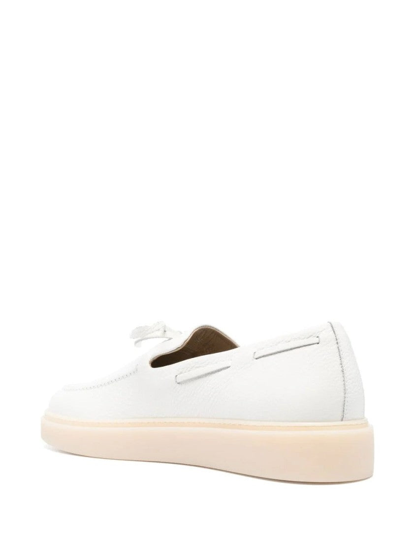 Roberto Cavalli Refined White Moccasin Loafers With Subtle Bow Detail
