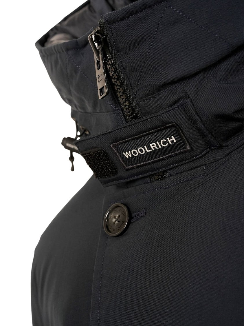 Woolrich Matte Black Anorak With High Collar And Functional Pockets