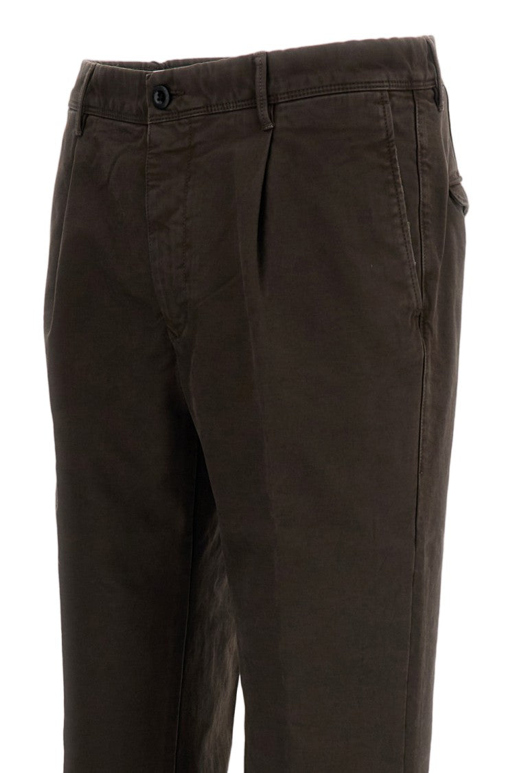 Incotex Structured Brown Tailored Trousers With Refined Pleats