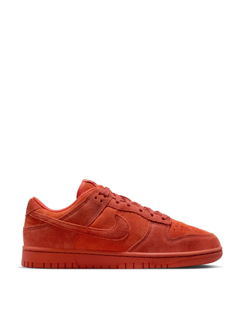 Nike Dunk Low Se Dragon Red Sneakers