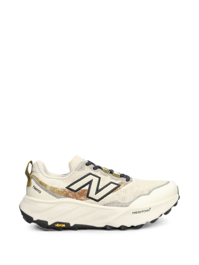 New Balance Black Breathable Mesh Cushioned Sole Sneakers