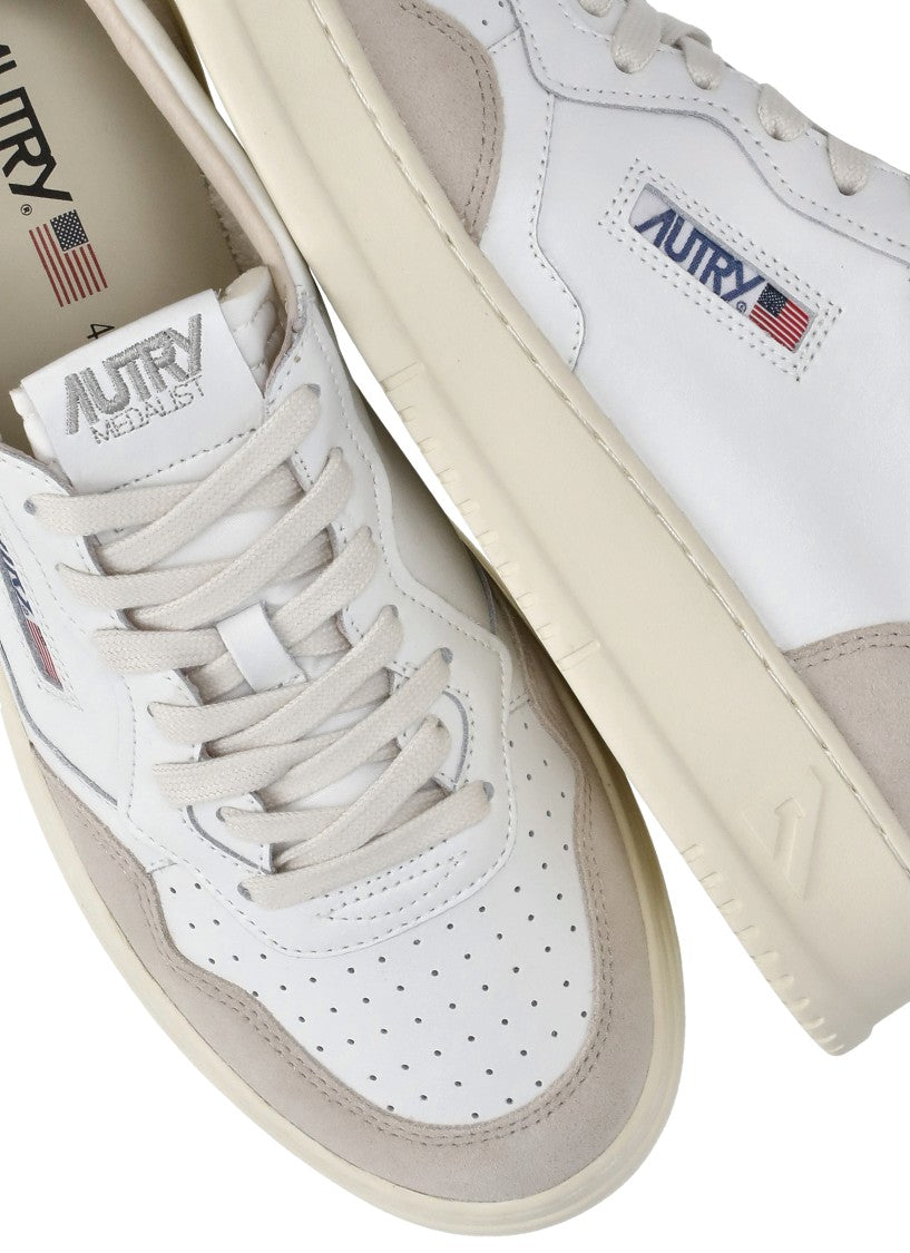 Autry Medalist Low Sneakers