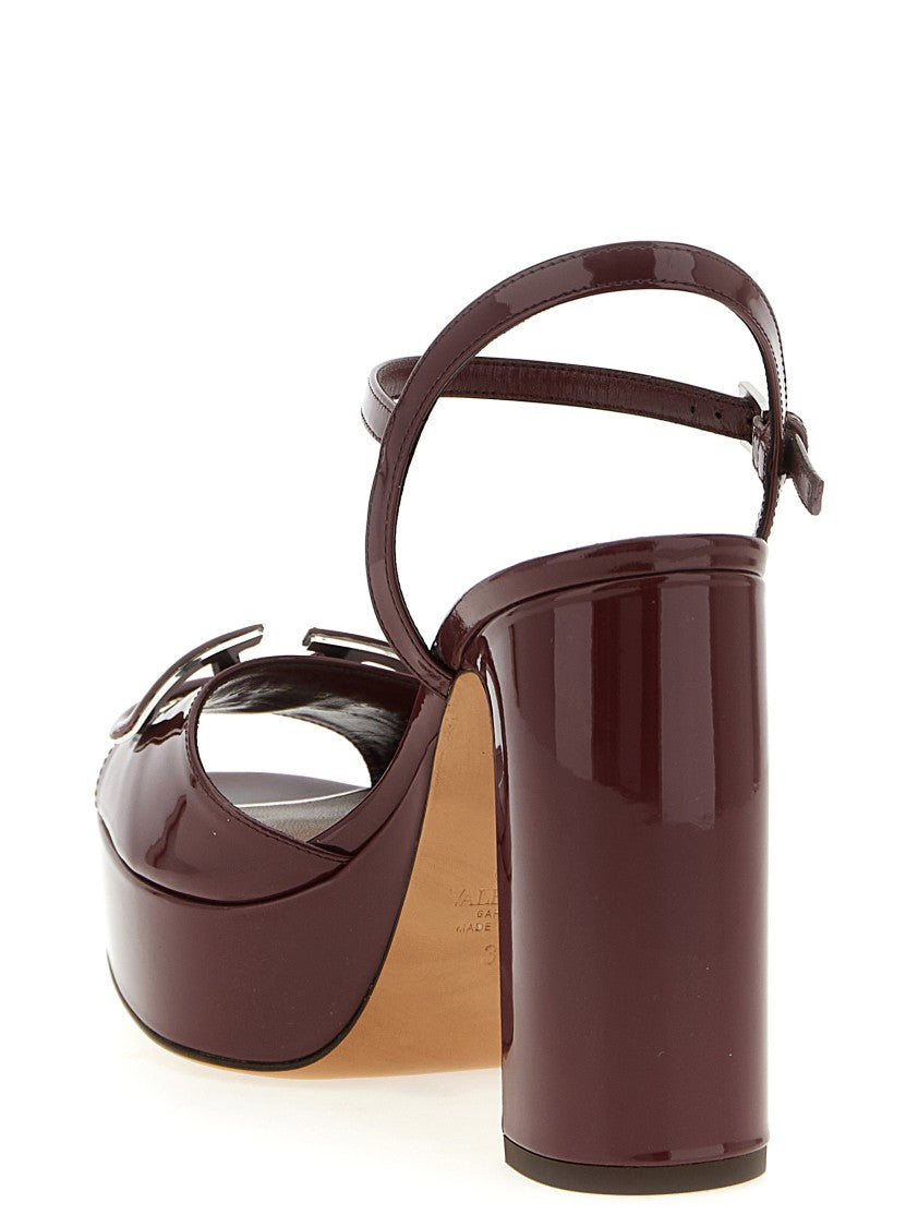 Valentino Garavani Vlogo Signature Sandals